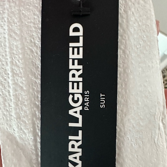 Karl Lagerfeld Pink and White Houndstooth Blazer - Picture 5 of 6